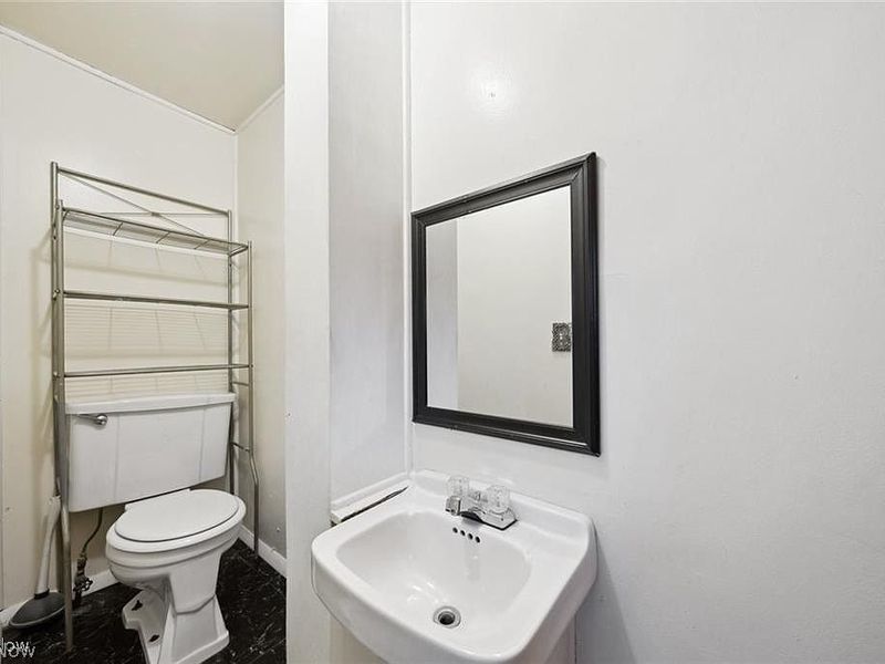 12214 Woodward Boulevard , Garfield Heights, OH 44125 Photo 27