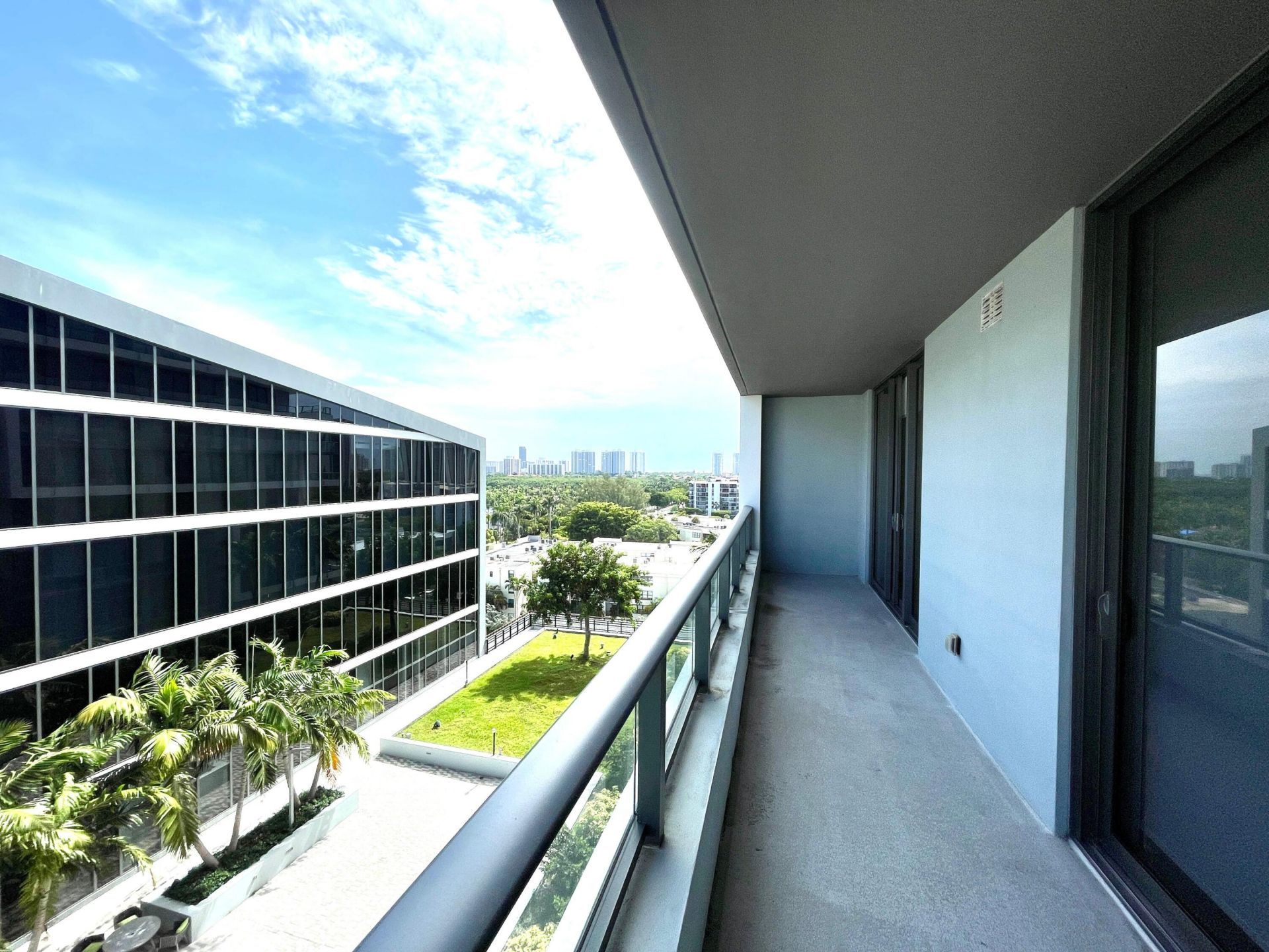 2960 NE 207th Street, Unit 1107, Aventura, FL 33180 Photo