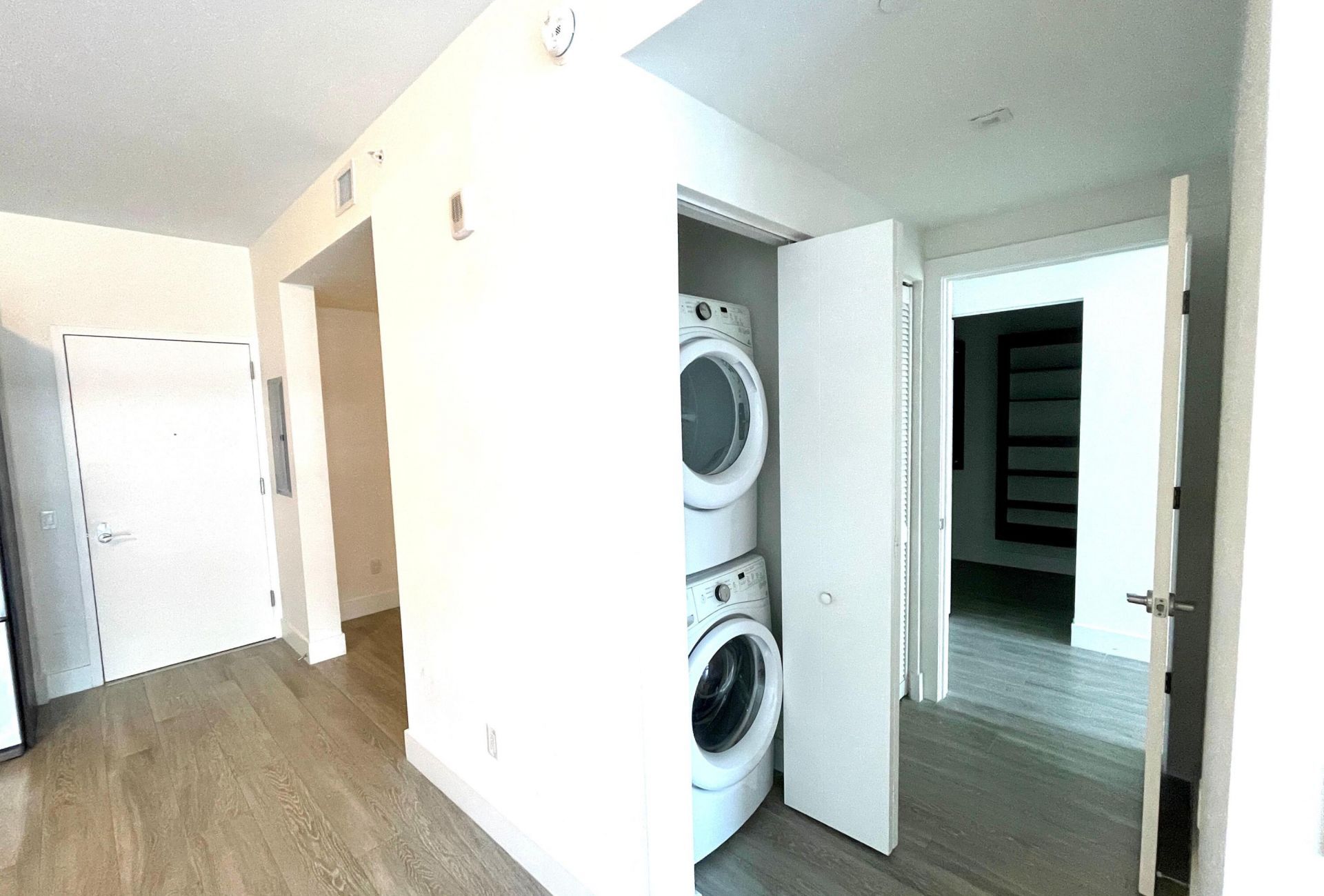 2960 NE 207th Street, Unit 1107, Aventura, FL 33180 Photo