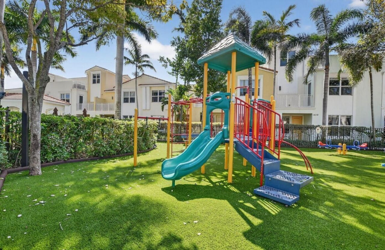 4820 NW 16th Terrace, Boca Raton, FL 33431 Photo