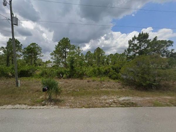 3209 41st Street W, Lehigh Acres, FL 33971