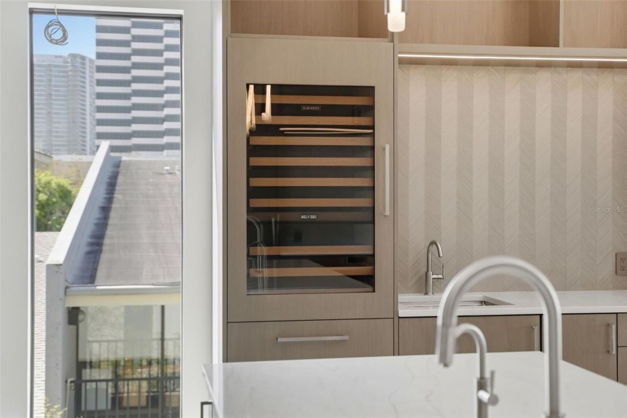 321 2nd Street N, Saint Petersburg, FL 33701 Photo