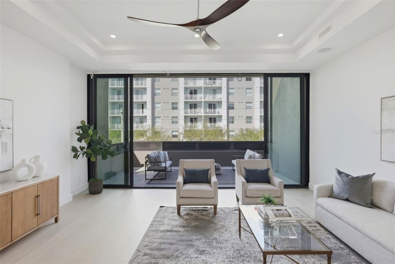 321 2nd Street N, Saint Petersburg, FL 33701 Photo