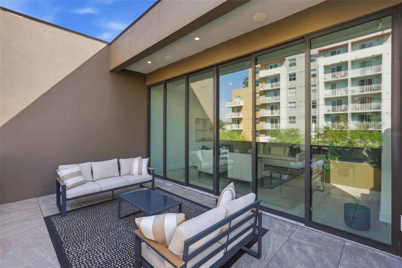 321 2nd Street N, Saint Petersburg, FL 33701 Photo