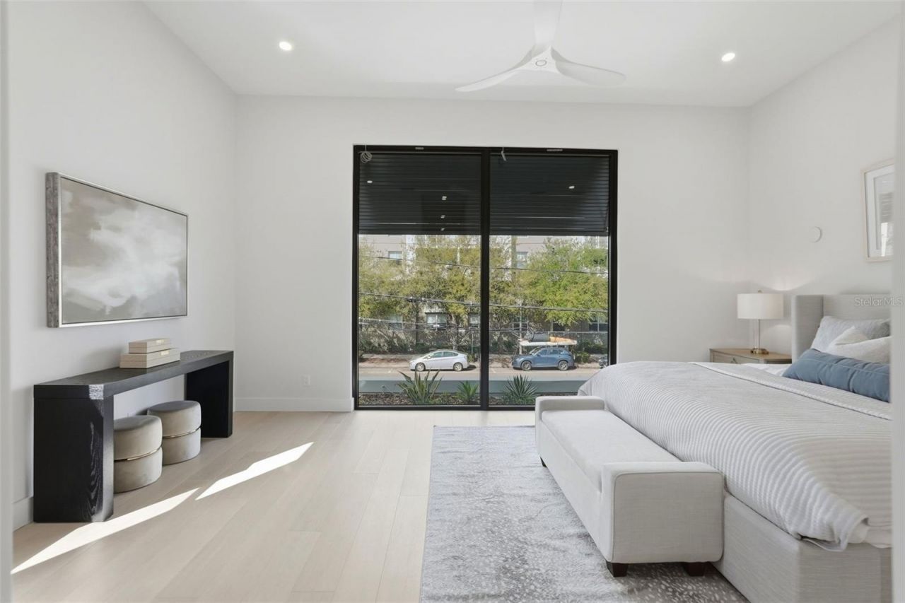 321 2nd Street N, Saint Petersburg, FL 33701 Photo