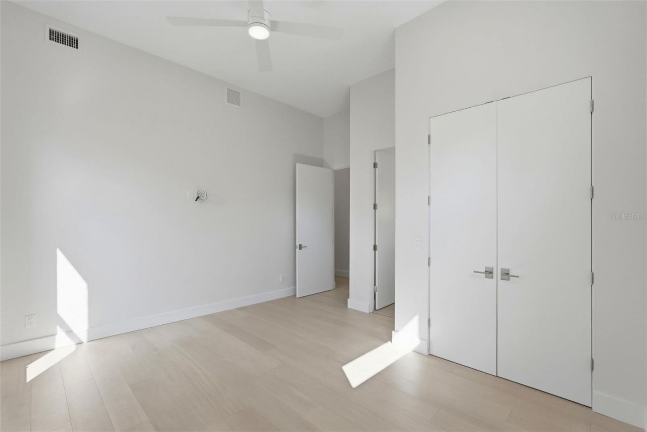 321 2nd Street N, Saint Petersburg, FL 33701 Photo