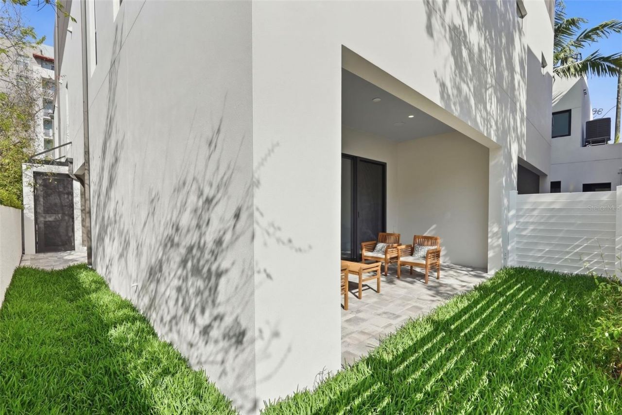 321 2nd Street N, Saint Petersburg, FL 33701 Photo