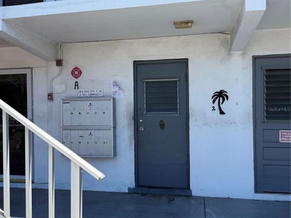 1221 DREW STREET , Unit A2, CLEARWATER, FL 33755