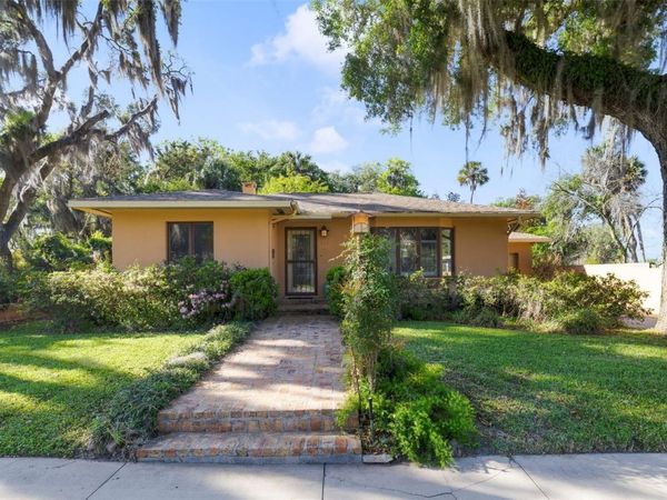 809 WILSON AVENUE, LEESBURG, FL 34748