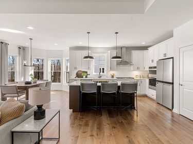 13 Lloyd Circle, Unit 38, Norton, MA 02766