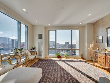 500 Atlantic Ave, Unit 15N, Boston, MA 02210