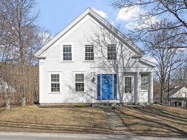 6 Water Street, Ashburnham, MA 01430