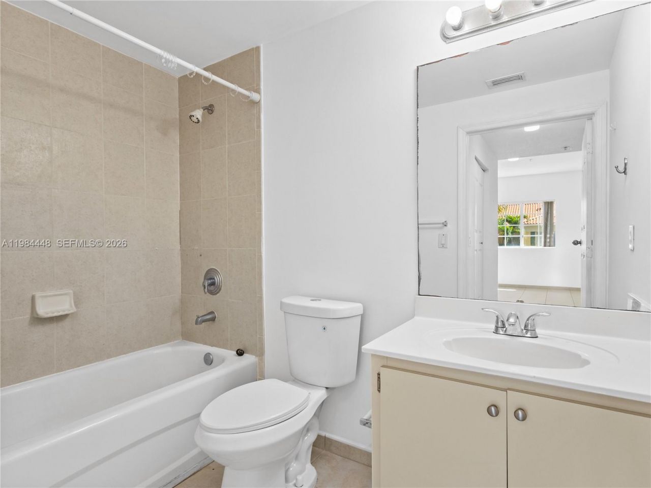 7260 NW 114th Ave , Unit 20410, Doral, FL 33178 Photo