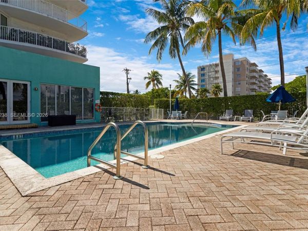 1555 N Treasure Dr , Unit 205, North Bay Village, FL 33141