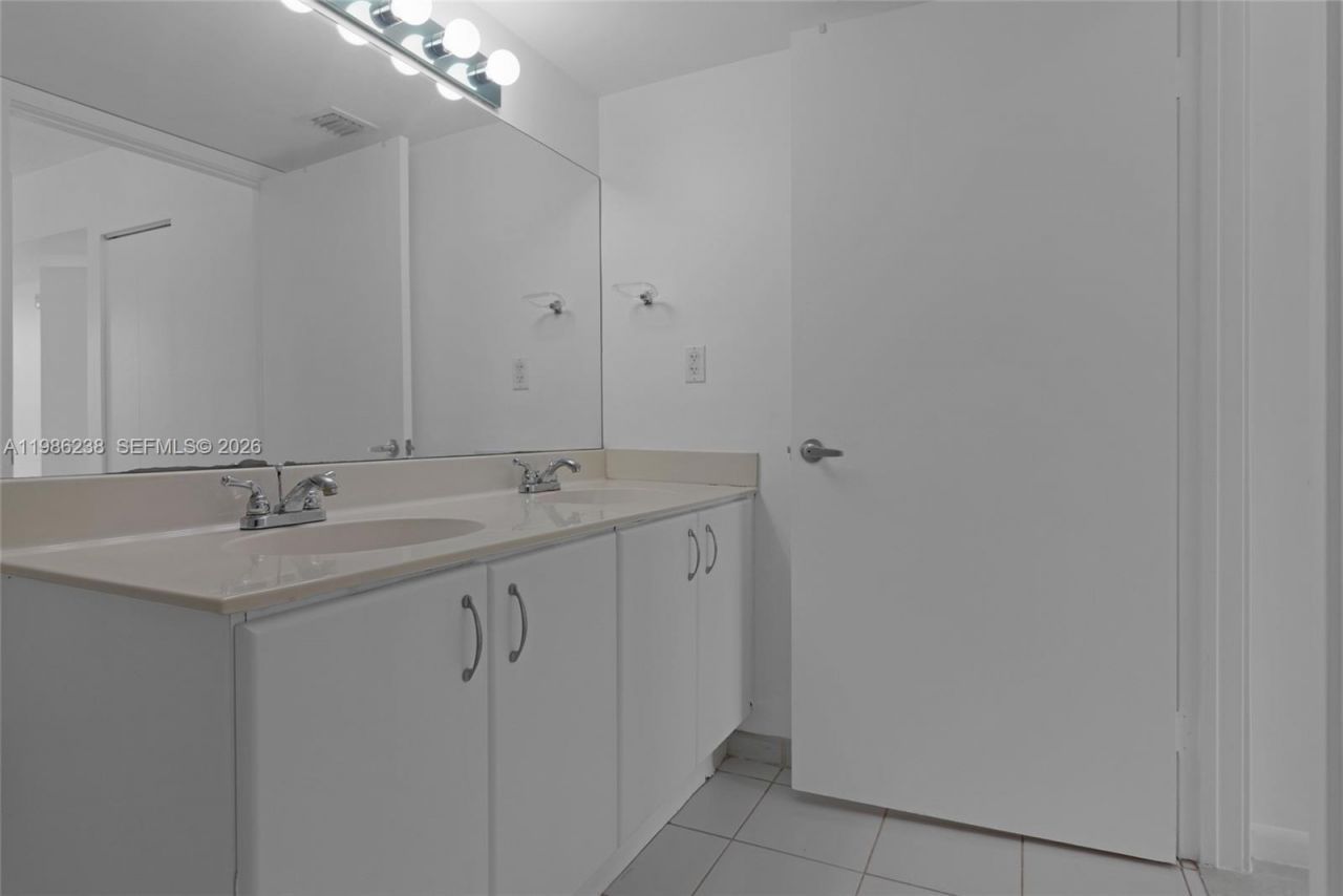 1555 N Treasure Dr, Unit 205, North Bay Village, FL 33141 Photo