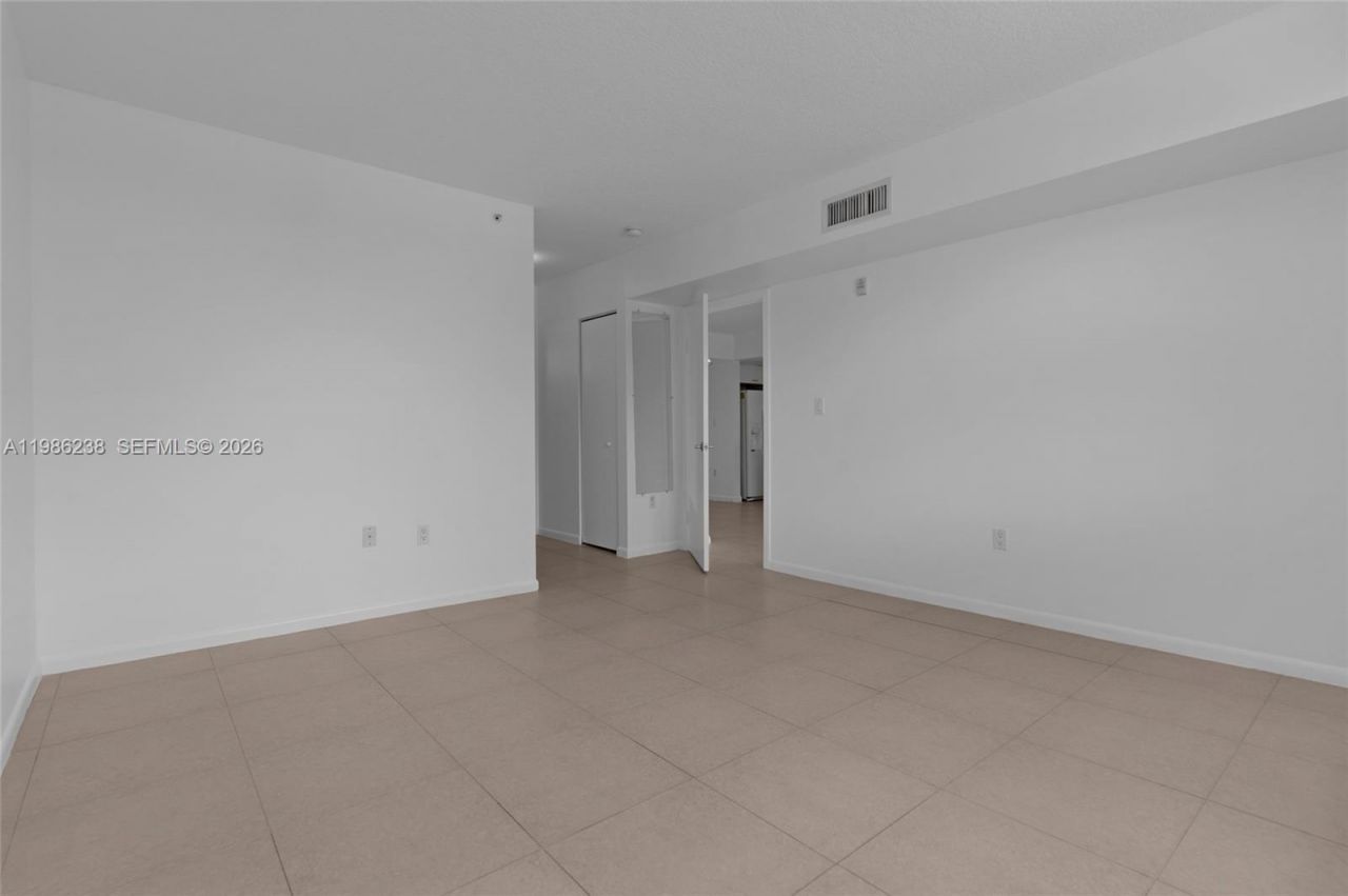 1555 N Treasure Dr, Unit 205, North Bay Village, FL 33141 Photo