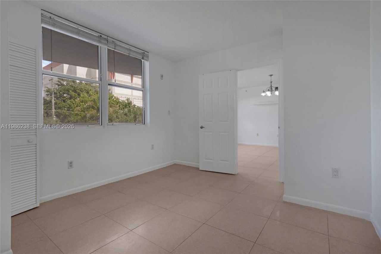 1555 N Treasure Dr, Unit 205, North Bay Village, FL 33141 Photo