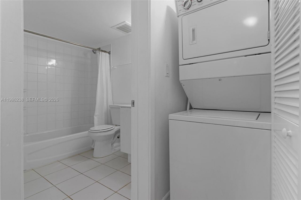 1555 N Treasure Dr, Unit 205, North Bay Village, FL 33141 Photo