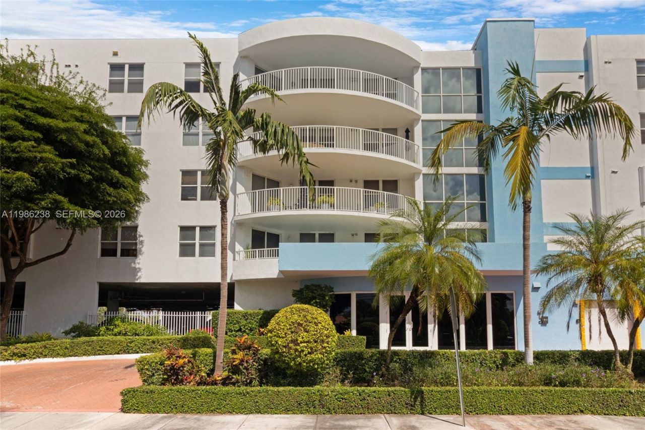 1555 N Treasure Dr, Unit 205, North Bay Village, FL 33141 Photo