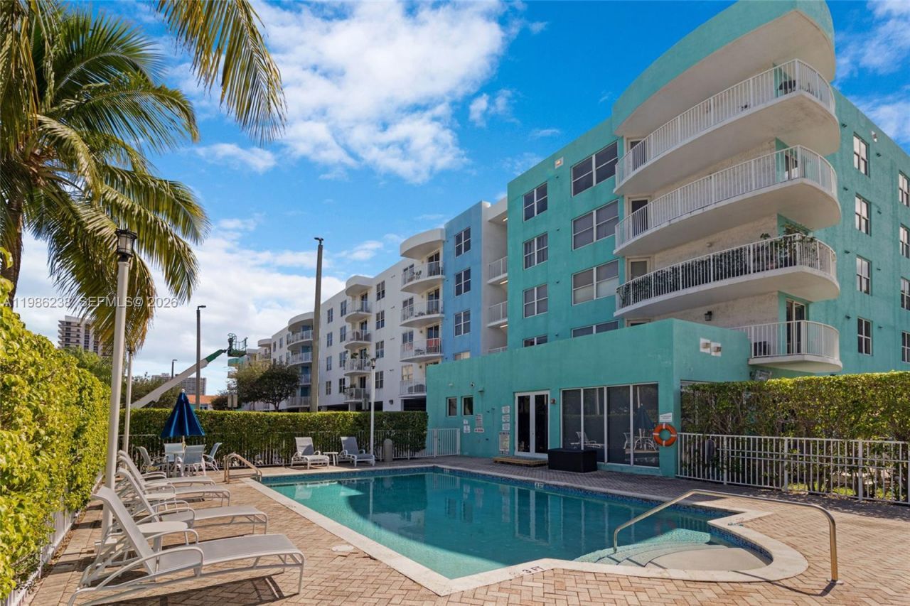 1555 N Treasure Dr, Unit 205, North Bay Village, FL 33141 Photo