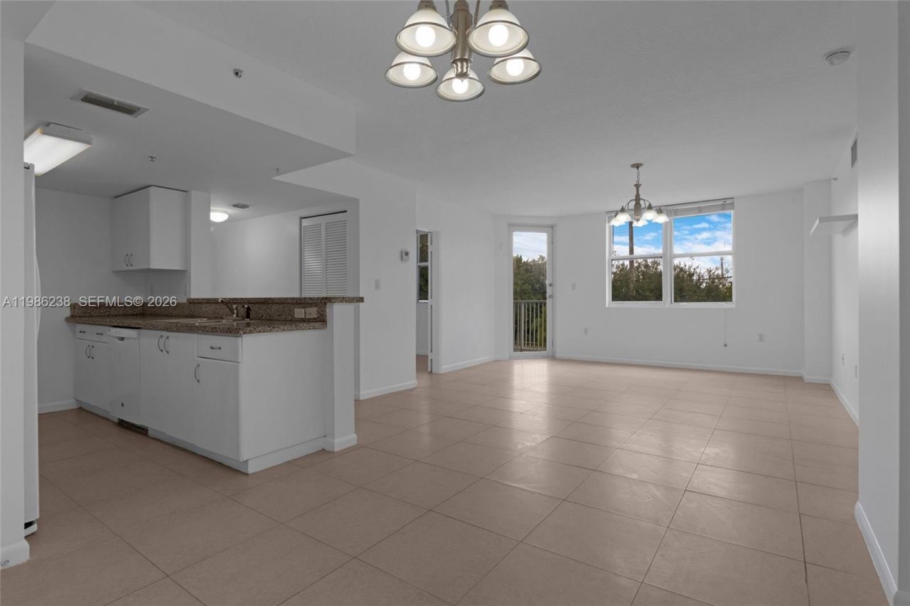 1555 N Treasure Dr , Unit 205, North Bay Village, FL 33141 Photo