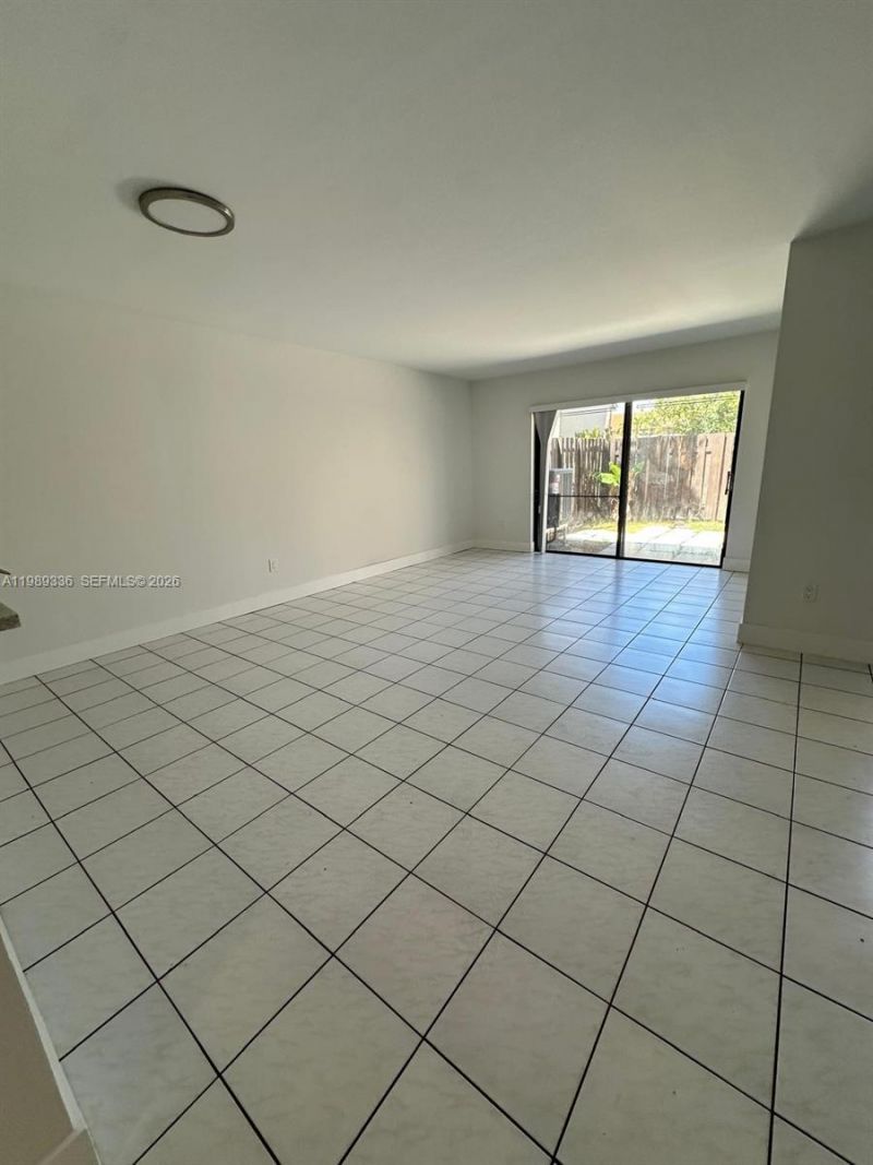 9102 SW 113th Place Cir E , Miami, FL 33176 Photo