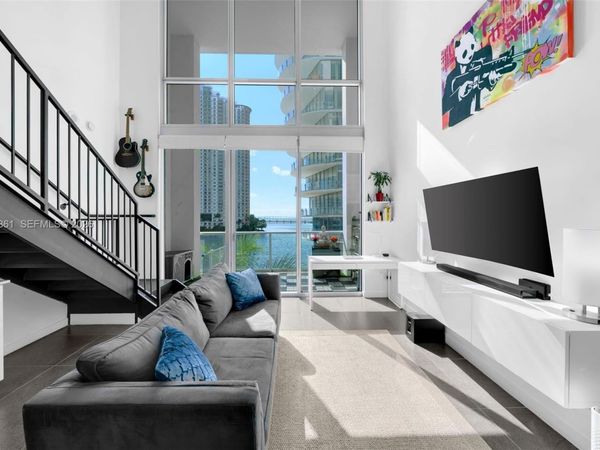 300 S BISCAYNE BLVD, Unit L-410, Miami, FL 33131