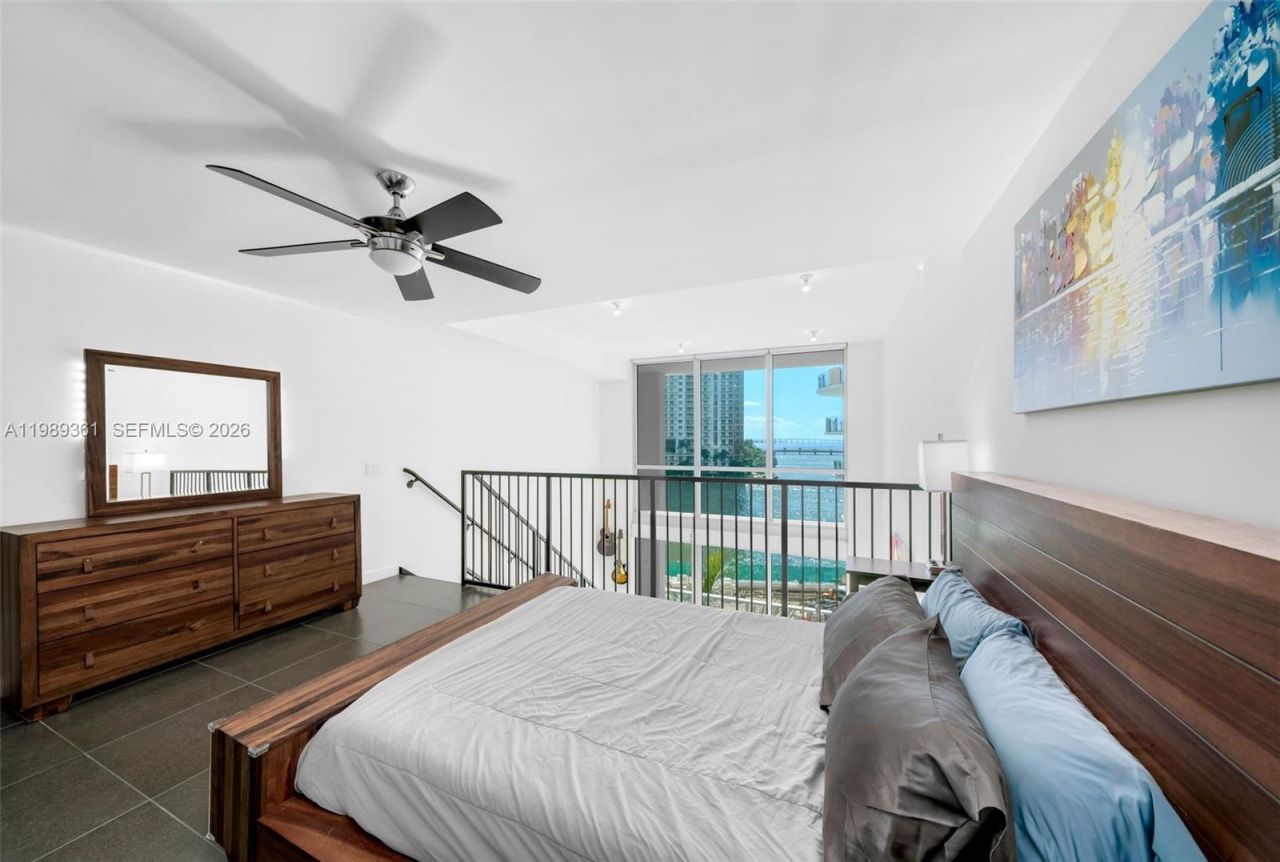 300 S Biscayne Blvd, Unit L-410, Miami, FL 33131 Photo