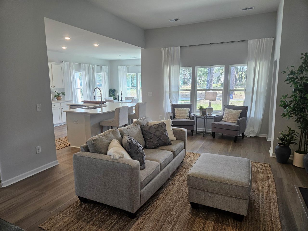 9680 Indigo Creek Blvd. Photo 15