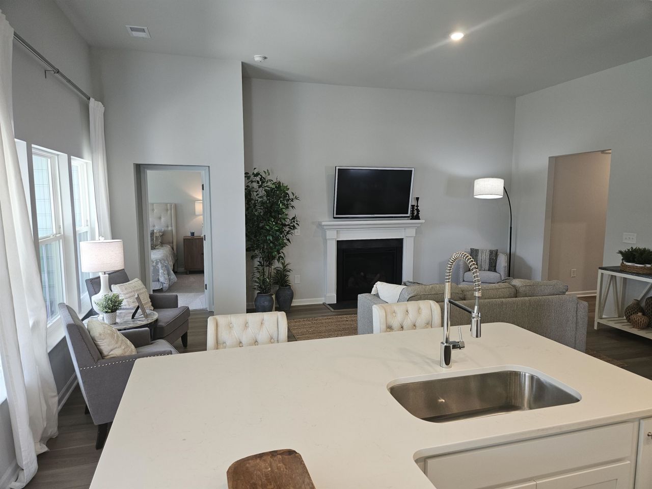 9680 Indigo Creek Blvd. Photo 18