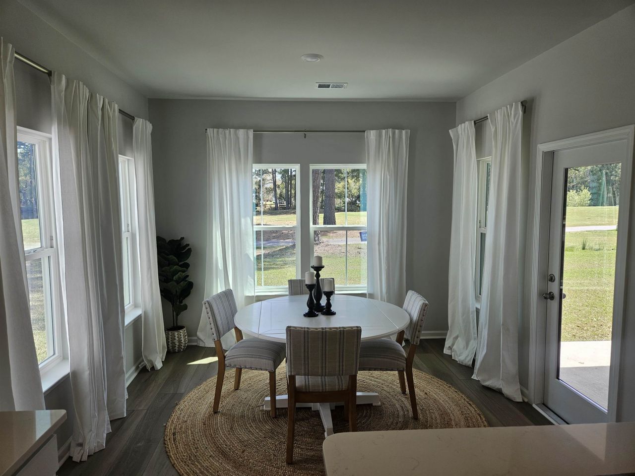 9680 Indigo Creek Blvd. Photo 20