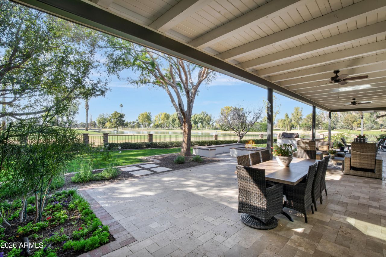 5994 E Orange Blossom Lane, Phoenix, AZ 85018 Main Photo