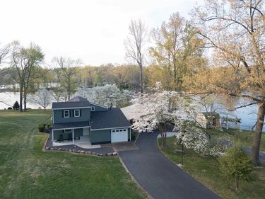 8801 Kingfisher Lake Road, Maceo, KY 42355