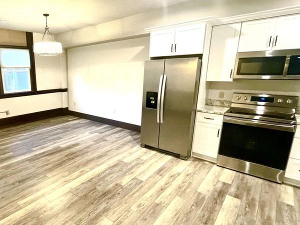 34 William Street, Unit 101, Mechanicville, NY 12118