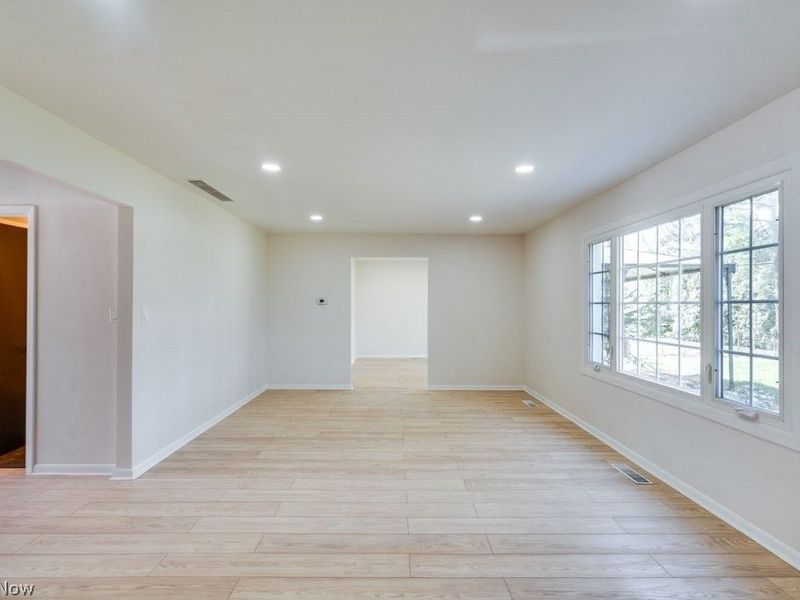 292 Parkview Drive, Aurora, OH 44202 Photo 14