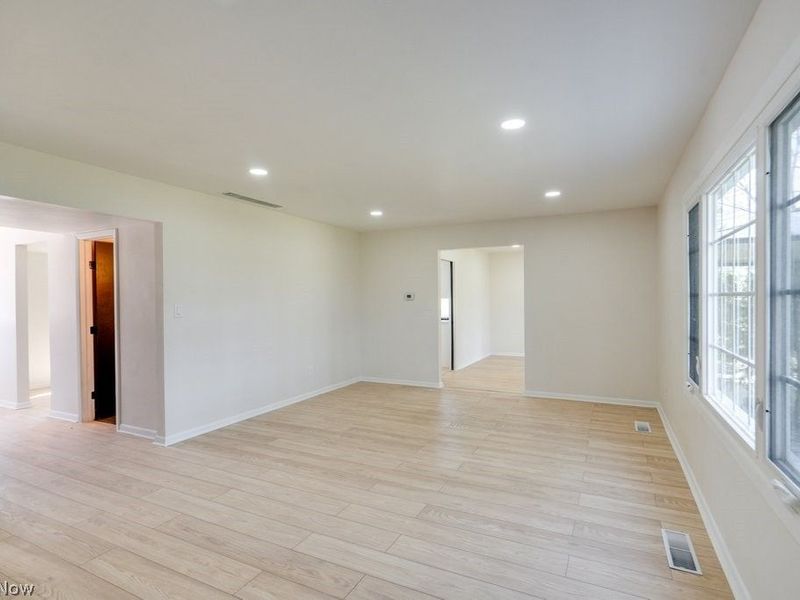 292 Parkview Drive, Aurora, OH 44202 Photo 16