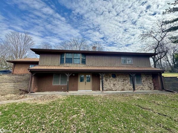 1116 S Division Street, Audubon, IA 50025