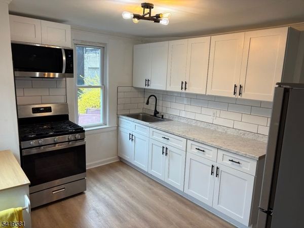 6 Lackawanna Pl Unit 1R, South Orange, NJ 07079