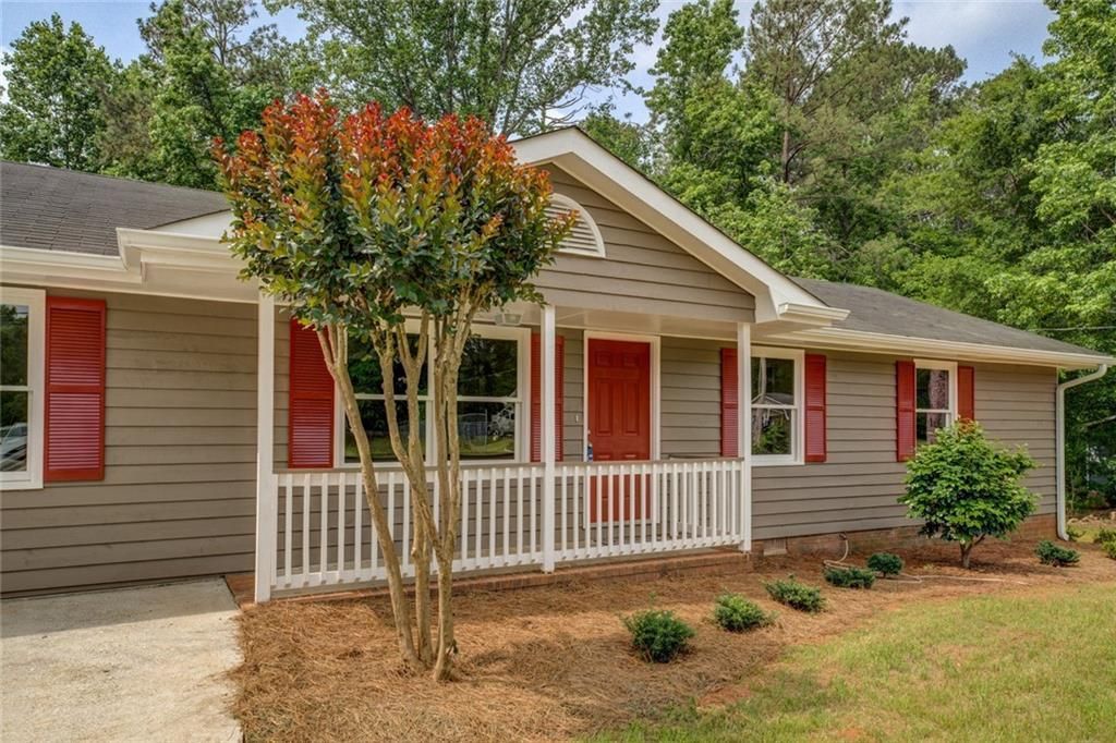 170 Hidden Pines Drive, Covington, GA 30016 Main Photo