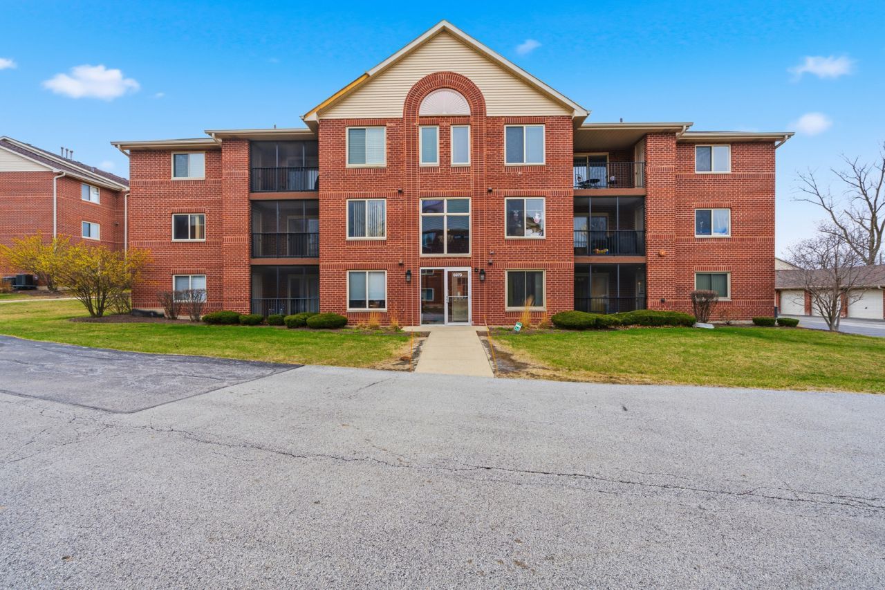 6970 Heritage Circle, Orland Park, IL 60462