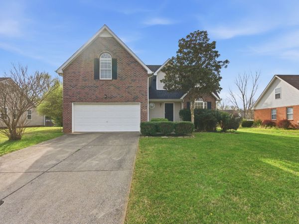 1516 Quantum Ct, Murfreesboro, TN 37128