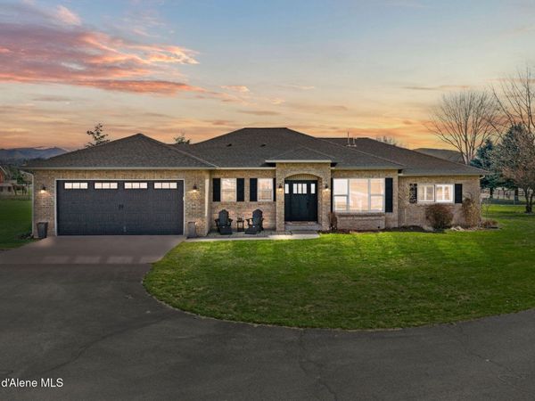 2069 W DIAMOND BAR RD , Rathdrum, ID 83858