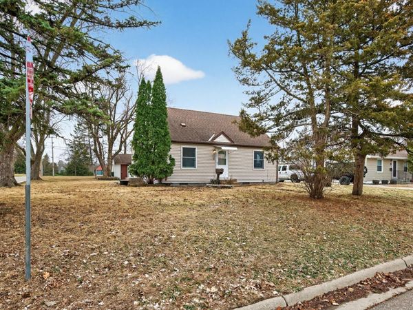 4701 Hampshire Avenue N, Crystal, MN 55428