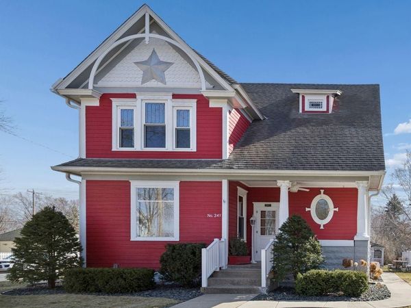 241 E 1st Street, Waconia, MN 55387