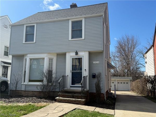 1924 Powell Avenue , Cleveland Heights, OH 44118