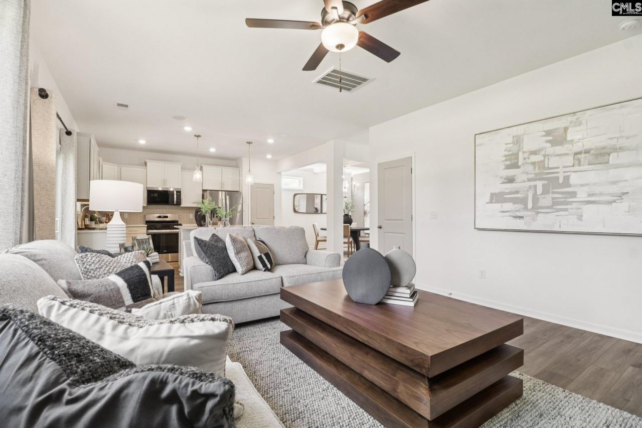 624 Griffon Drive  Photo 13