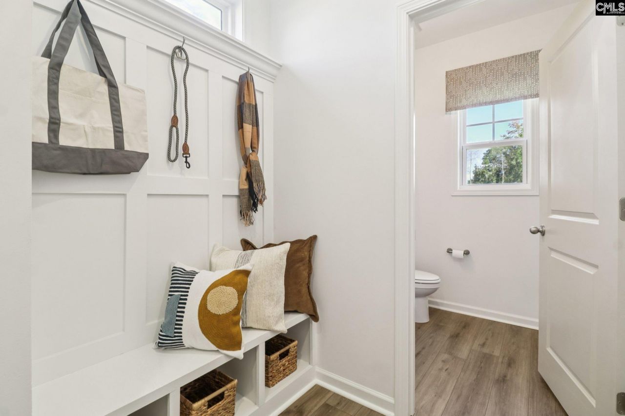 624 Griffon Drive  Photo 17