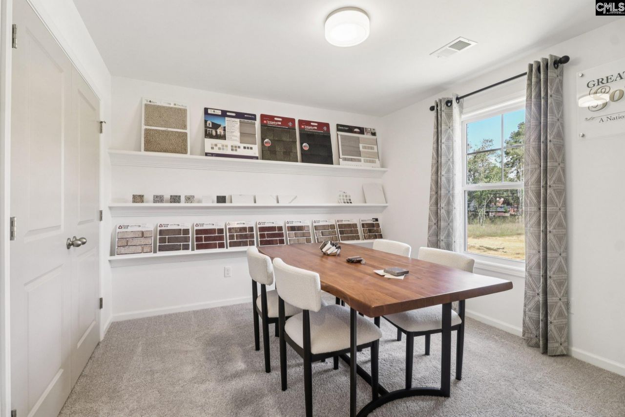 624 Griffon Drive  Photo 26