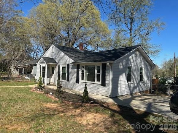 729 Park Drive, Statesville, NC 28677