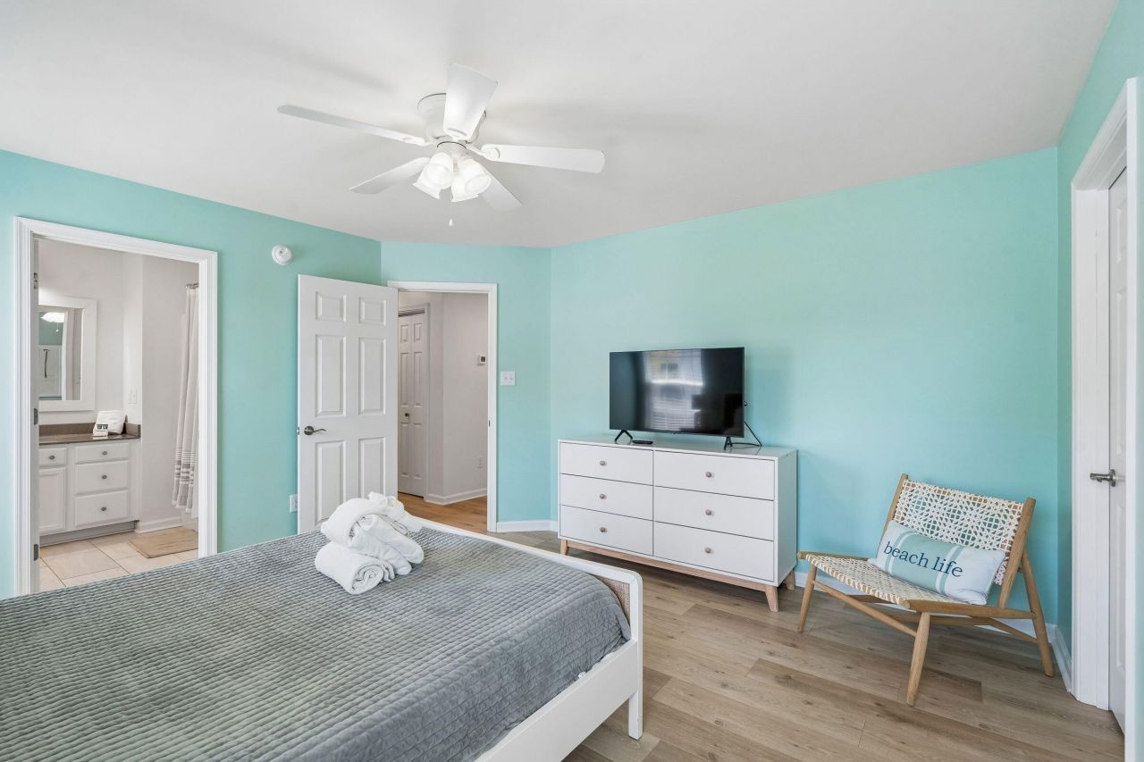 214 W Cooper Photo 46